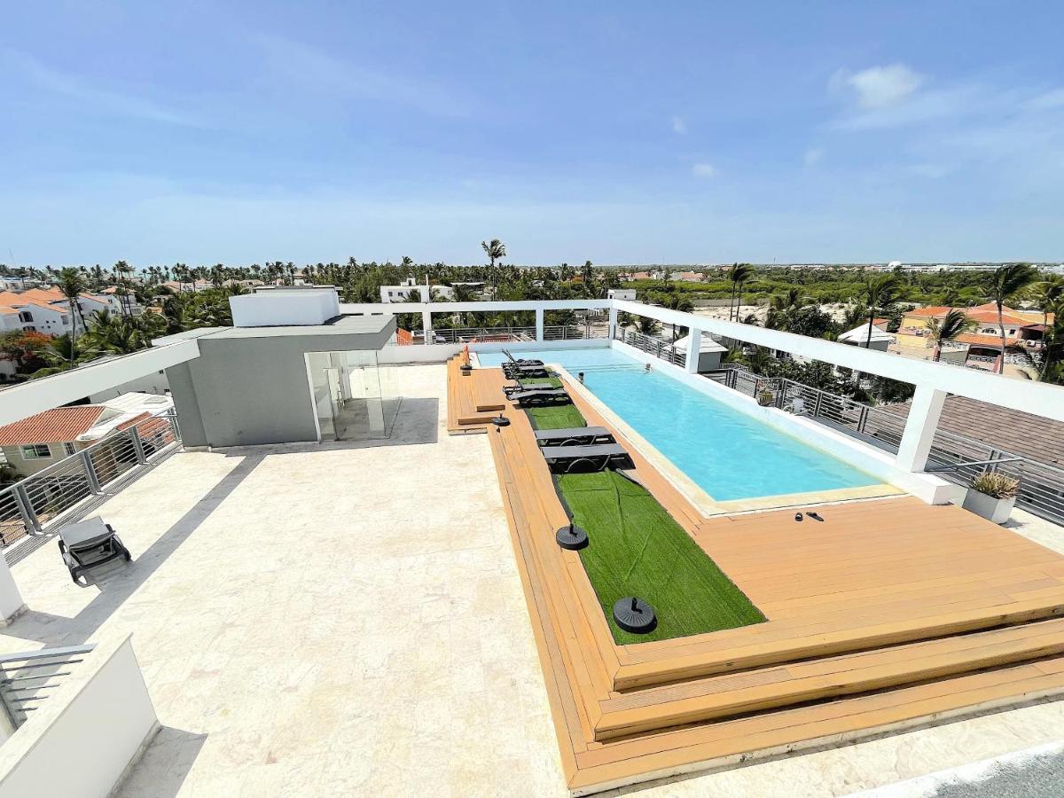 Rooftop Pool Ducassi Studio Suites Deluxe Hotel Beach Club & Spa ปุนตากานา ภายนอก รูปภาพ