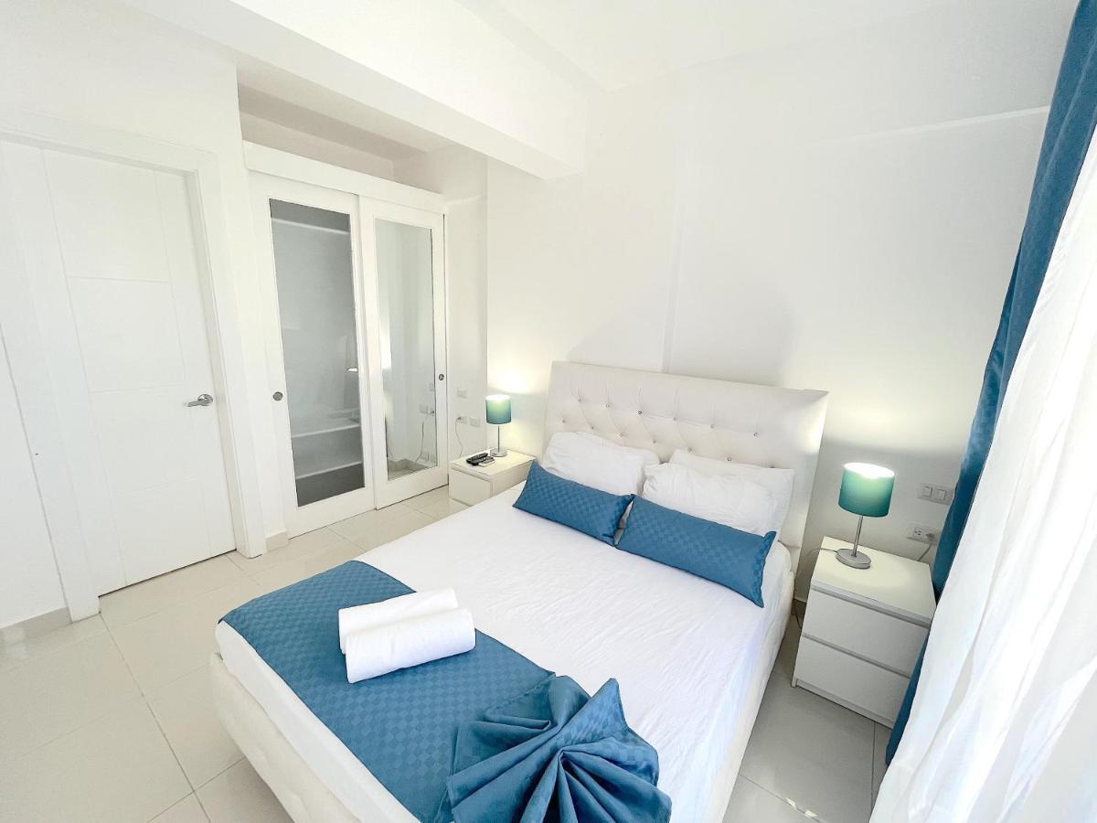 Rooftop Pool Ducassi Studio Suites Deluxe Hotel Beach Club & Spa ปุนตากานา ภายนอก รูปภาพ