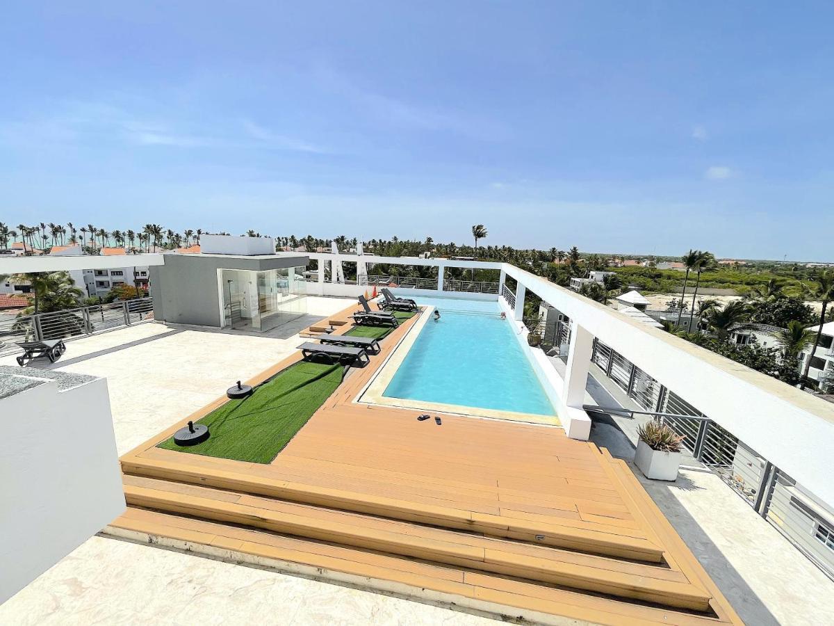 Rooftop Pool Ducassi Studio Suites Deluxe Hotel Beach Club & Spa ปุนตากานา ภายนอก รูปภาพ